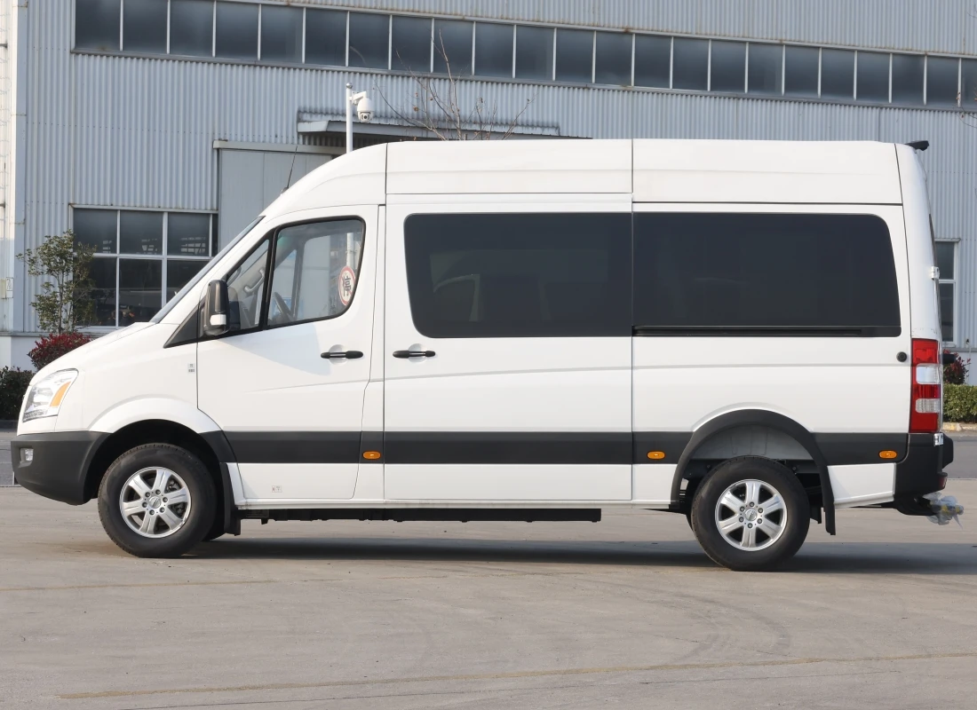 Aucwell EEC certificated electric bus RHD electric minibus with 19 seats