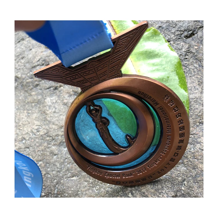 Hollow out and translucent color Hot sale free design trophies judo award medals with lanyard