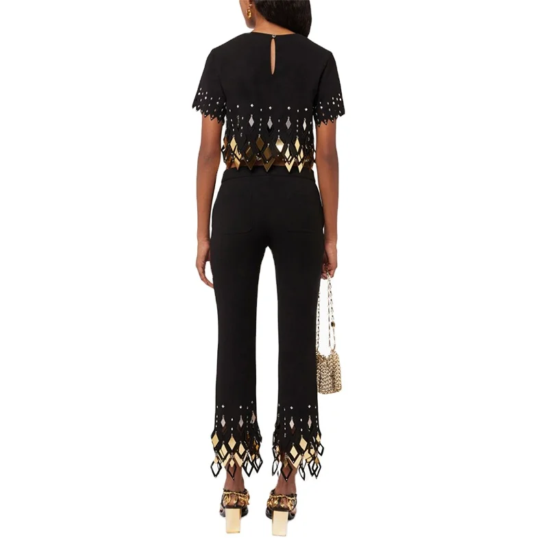 Innovative Designs Custom Rhinestone Sequin Fringe Ladies Top Hanging-details Cropped T-shirt With Metallic Hanging Pieces