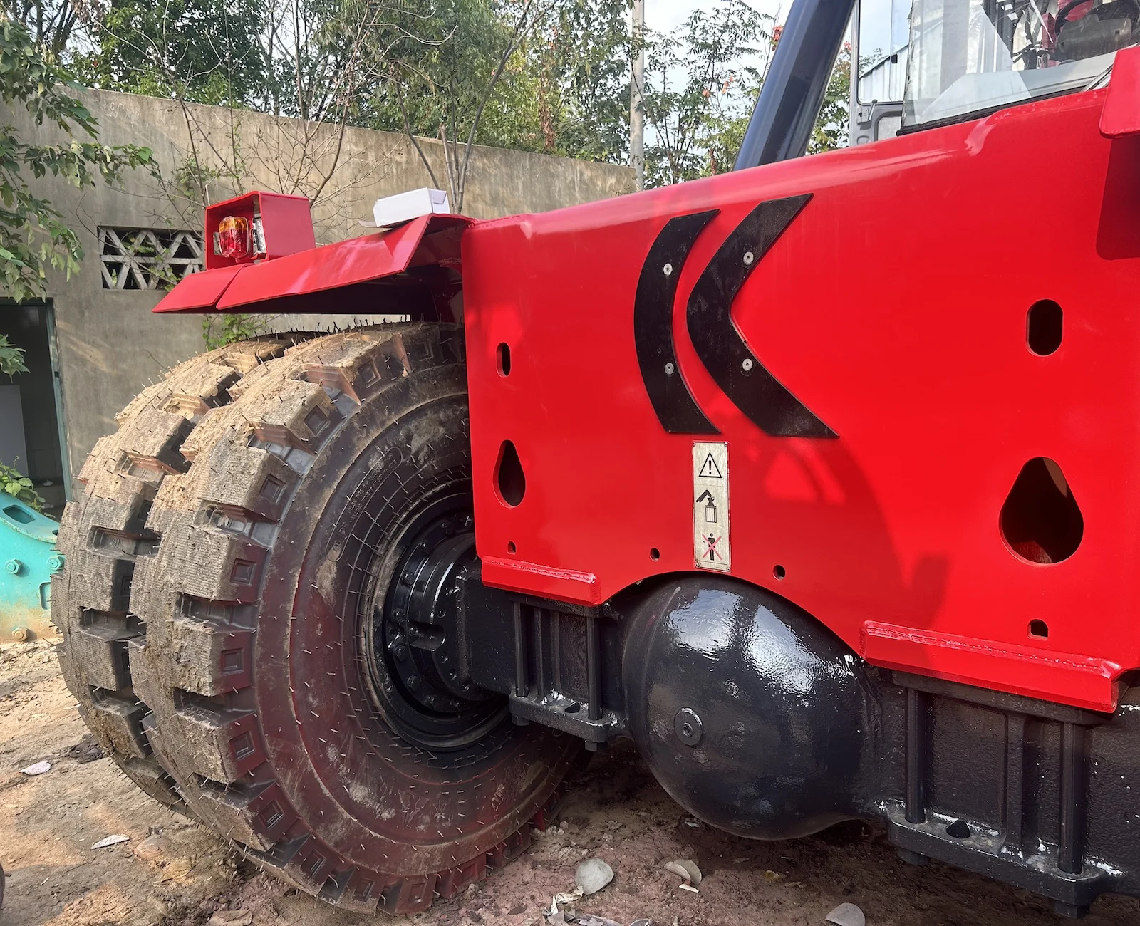 Original Kalmar DRF450 Used reach stacker 45 ton reach forklift for containers second hand container reach stacker