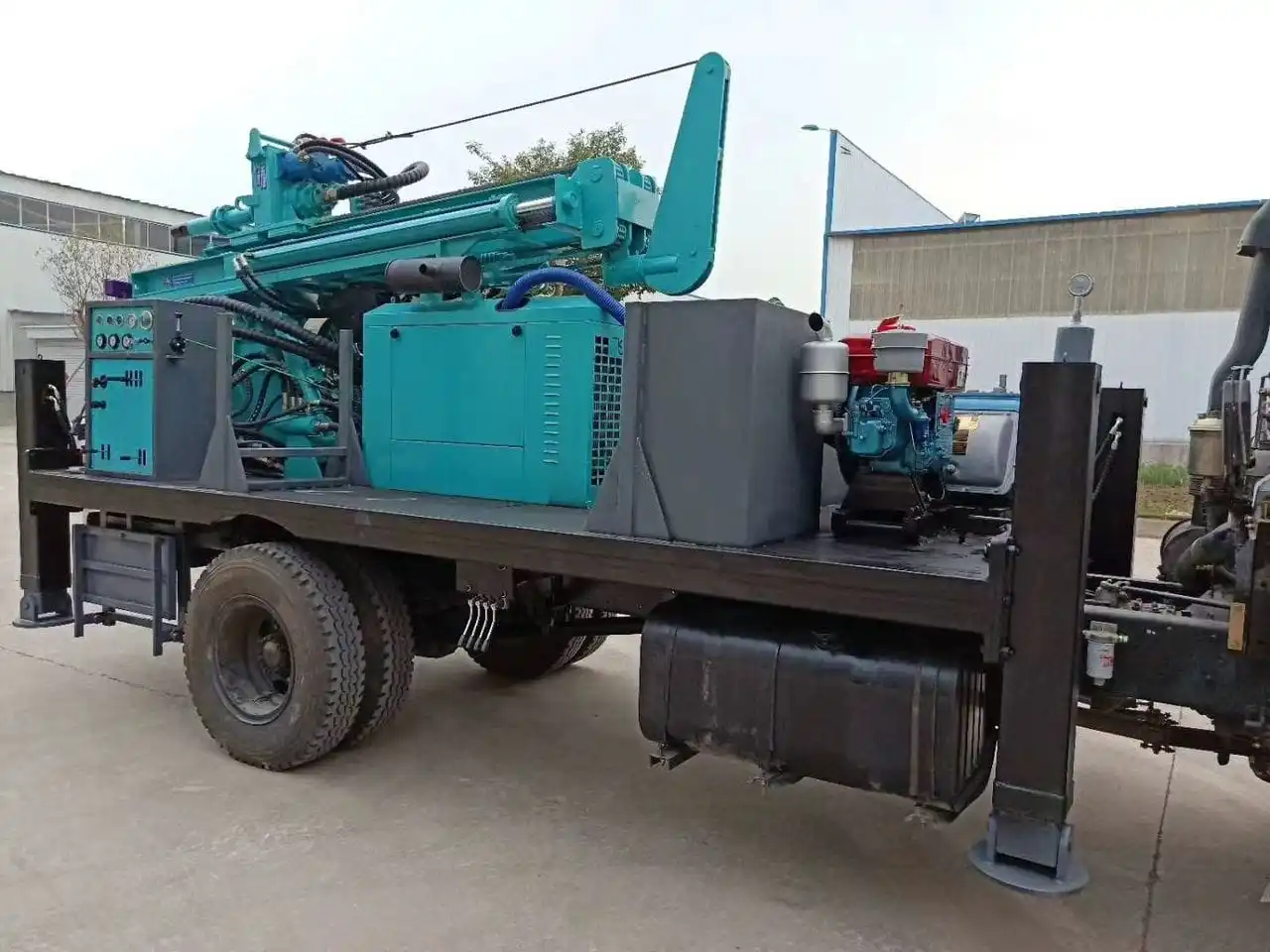 Truck Mounted Portable Borehole Mini Small Coring Core Deep Water Well Drill Drilling Rig with Air Compressor