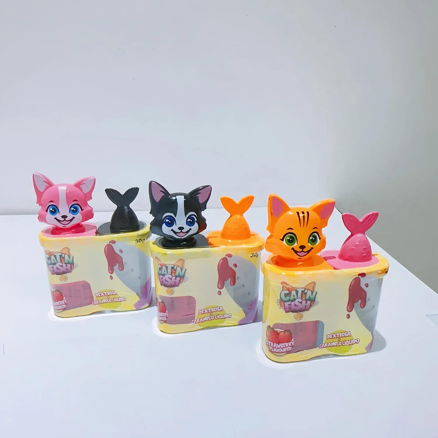 Customization  Cat and Fish Sugar Free For Kids Favourite Manufacturer Wholesale Delicious Candy export Toys