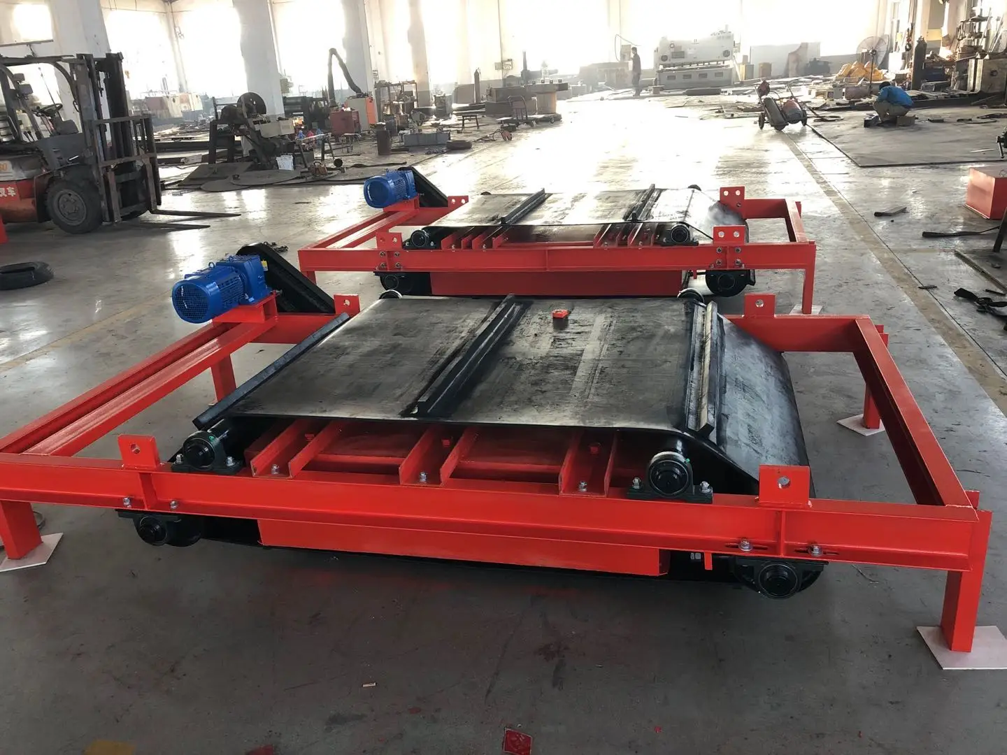 
RCDD suspended self-cleaning electro magnetic separators machine for conveyor 