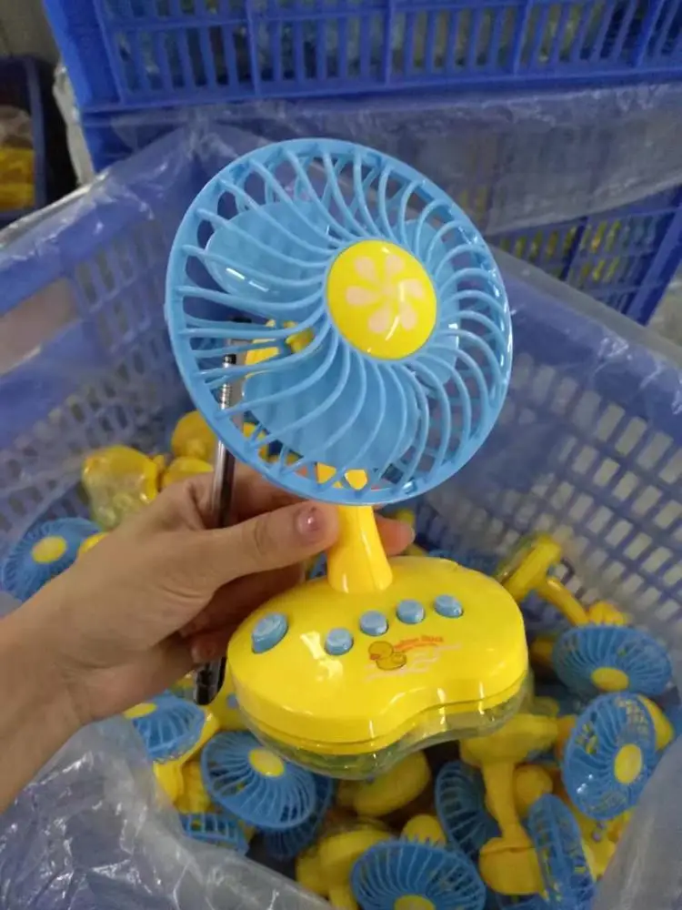 Sweet Candy Product Type Musical Story Machine Candy Toy Fan With Fruity Flavor Hard Candy Sweets