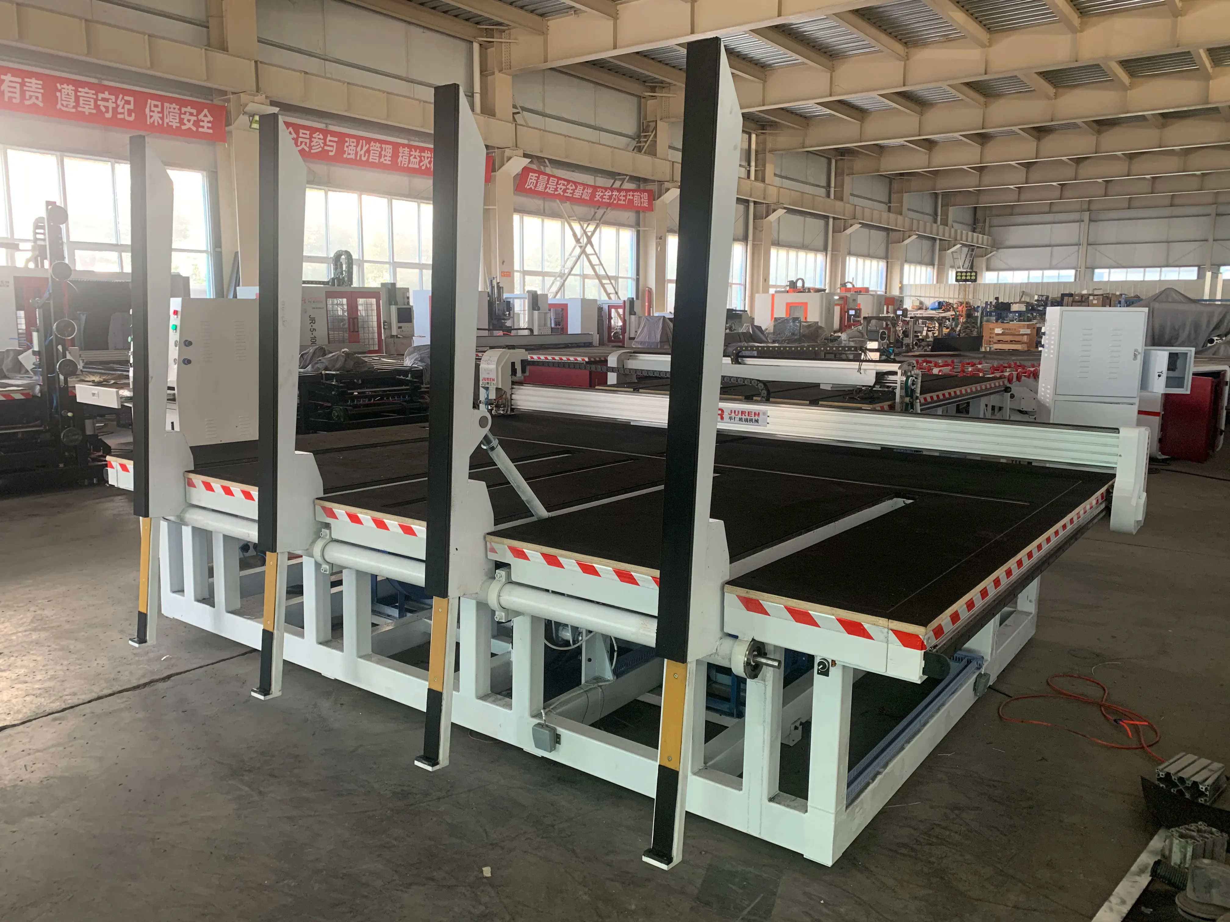 Chinese CNC Automatic Glass Loading Cutting Integrated Machine Glass Cutting Table Glass Processing Machinery