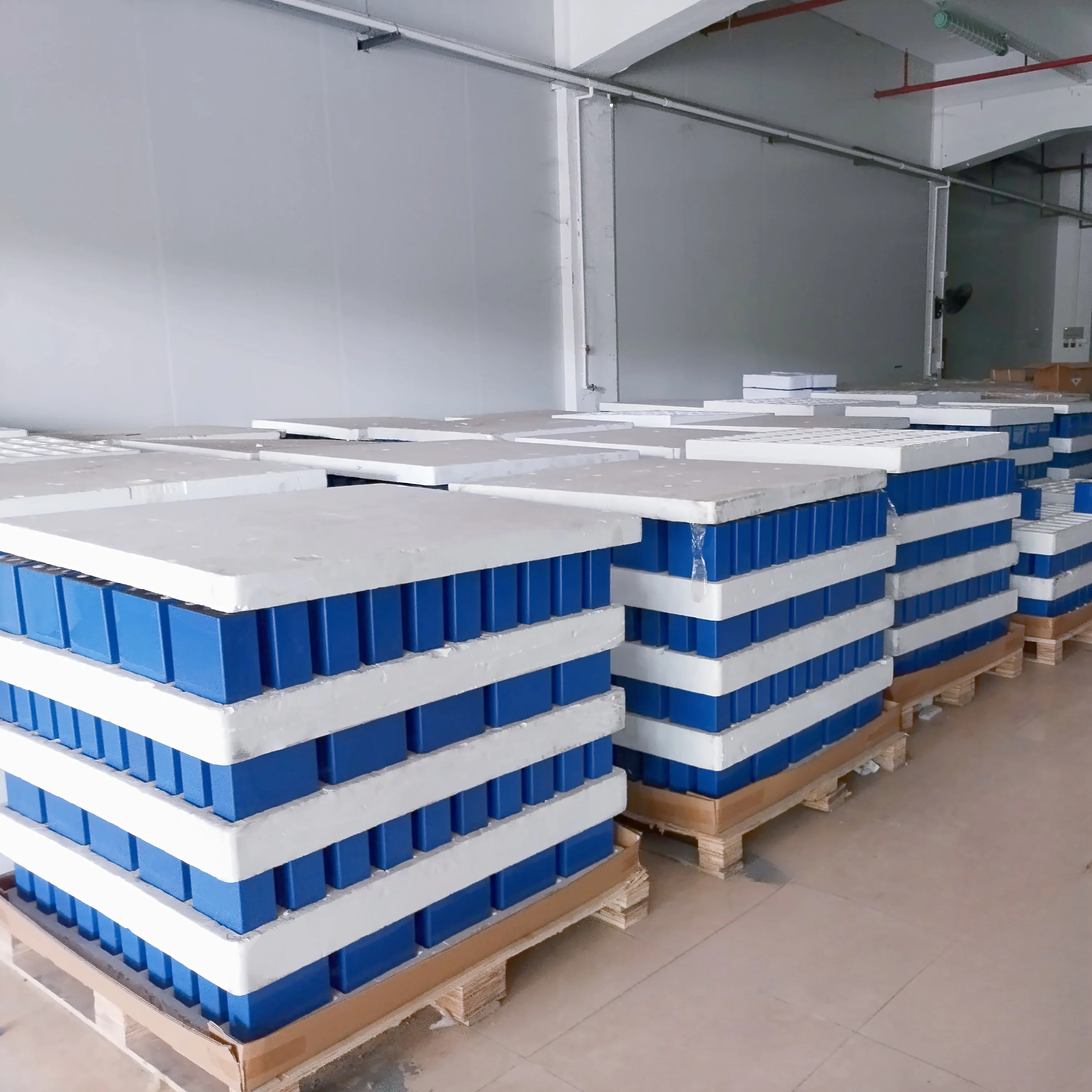 wholesale price prismatic suness racing hitium 32700 lifepo4 stock 96v 500ah battery cell 3.2v 400ah 100 ah 48v diy kit bank