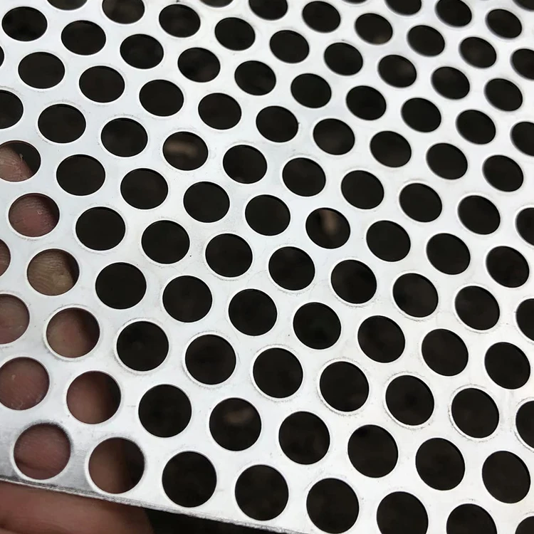 Custom Size Radiator Low Carbon Steel Aluminum Stainless Steel Punching Hole Decorative Perforated Metal Mesh Sheet Plate