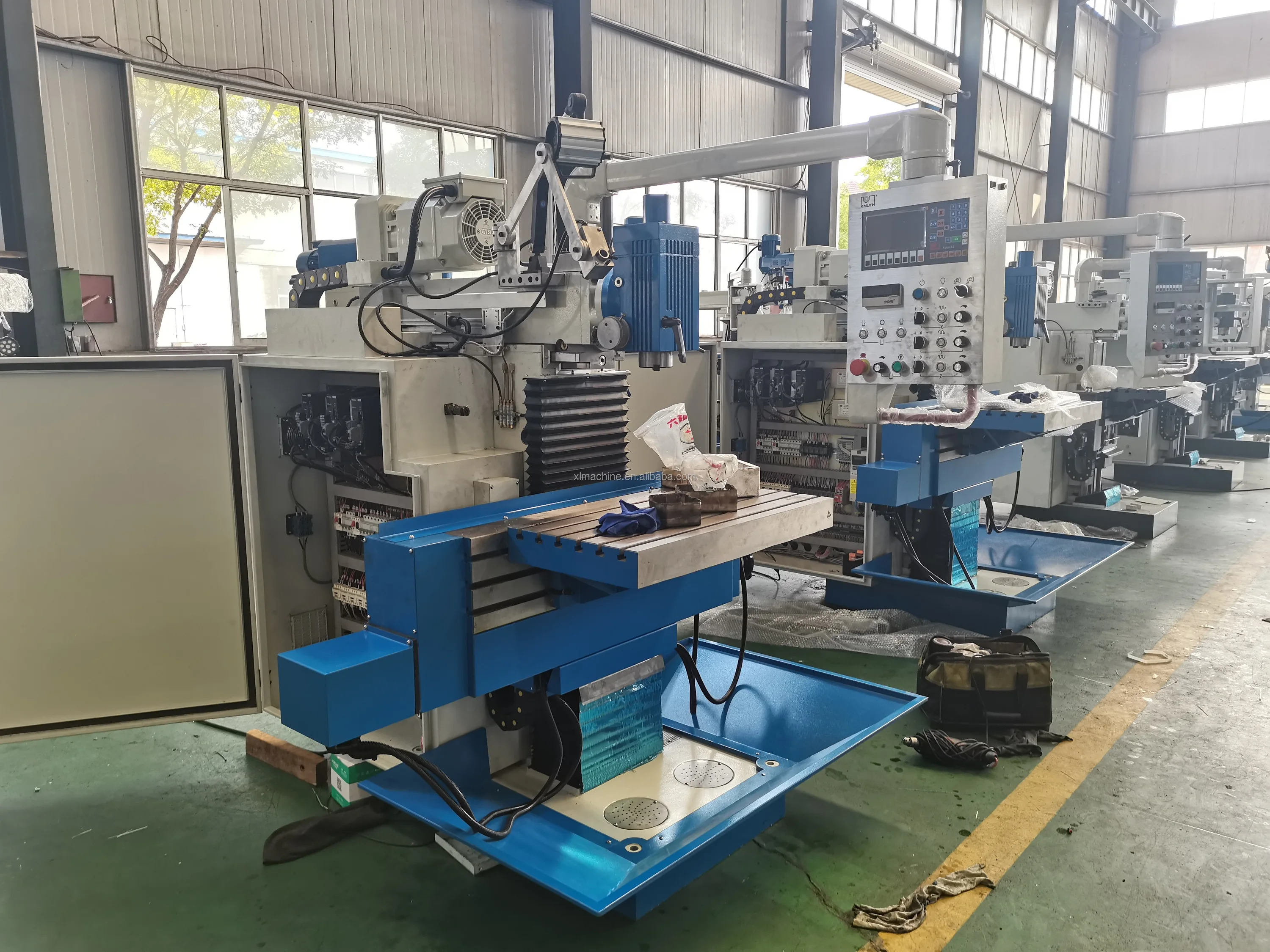 X8132 X8140 Universal tool milling machine