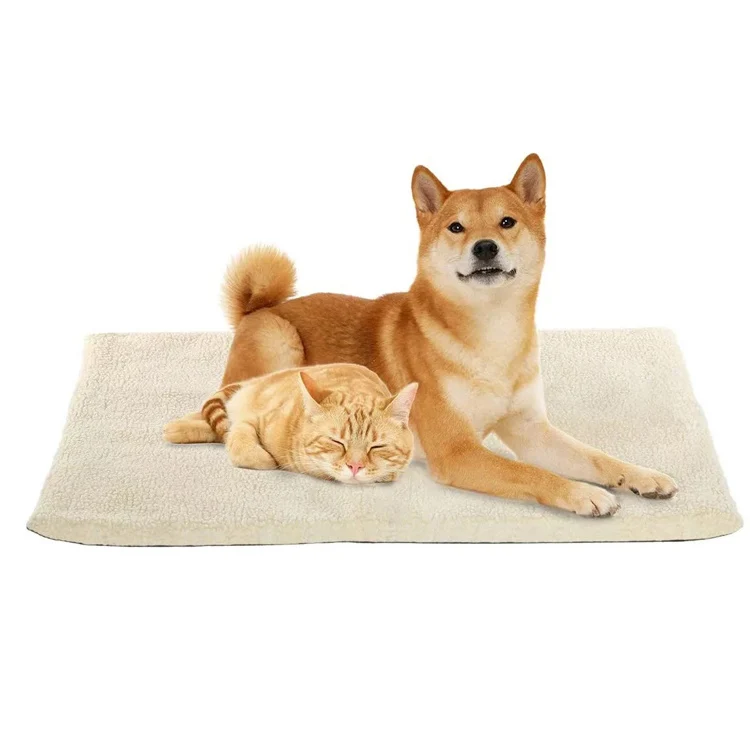Hot Sale Eco-Friendly Self Heating Pad Thermal Pet Warming Bed Mat Blanket For Dogs And Cats