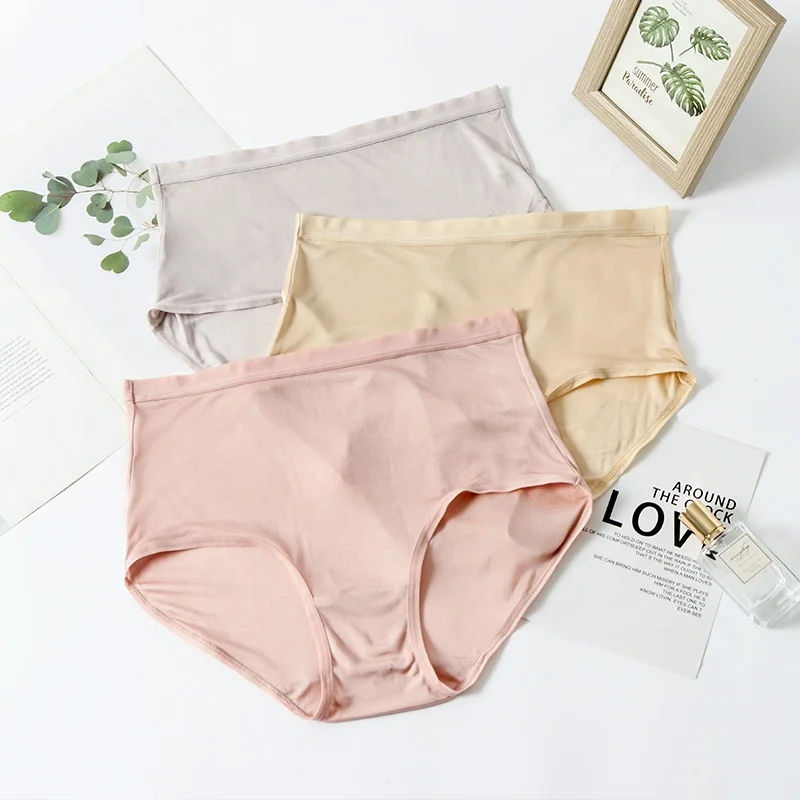 Birdtree 100% Natural Silk Invisible Panties Women Seamless Briefs Female Underpants Underwear High Rise Solid Comfy U34808C