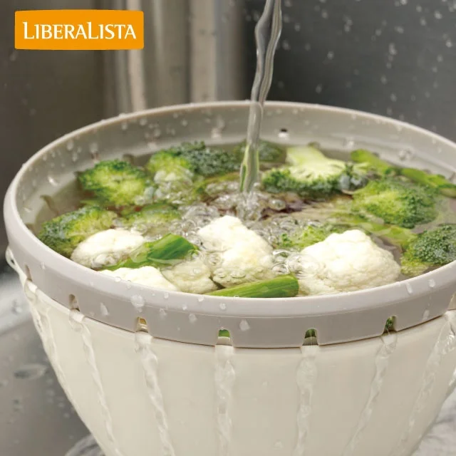 Easy to use plastic bowl colander lid set with affordable prices , stain-resistance treatment