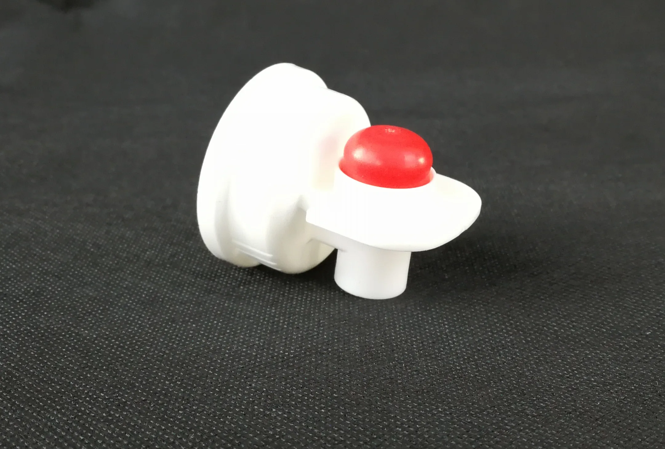 
High Quality 38-400 WHITE PRESS TAP WITH RED BUTTON 