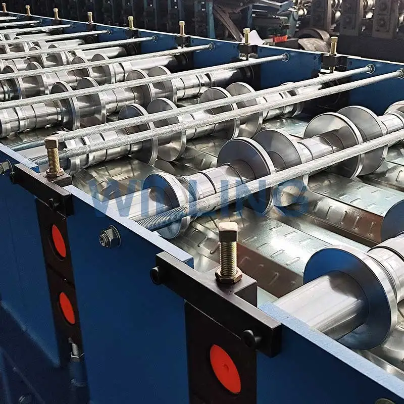High Quality Galvanized Metal Steel Panel Plate Roll Forming Machine Made China Factory Roof Construction Essential Motor Gear