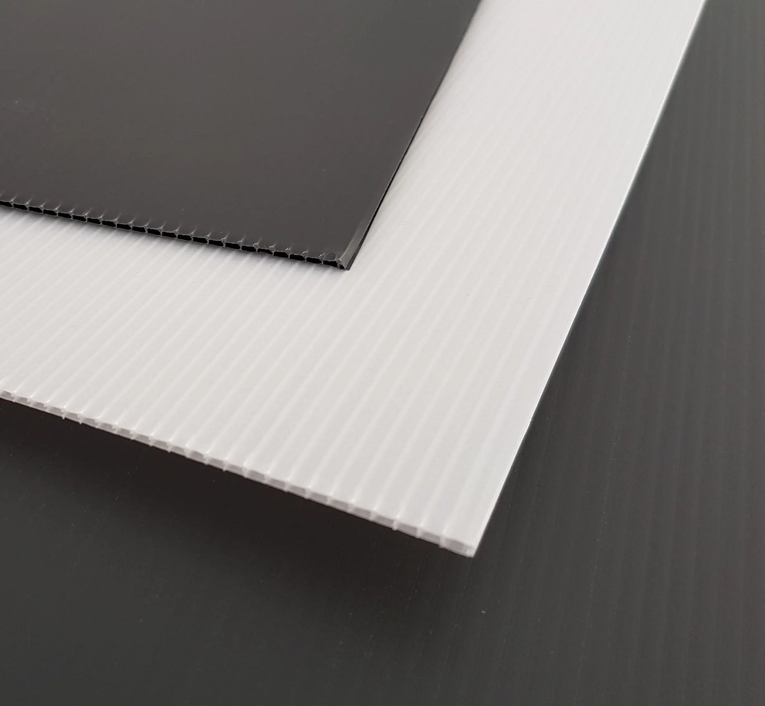 Polypropylene Corrugated Plastic Board Protective Flooring/Correx Floor Protection Roll