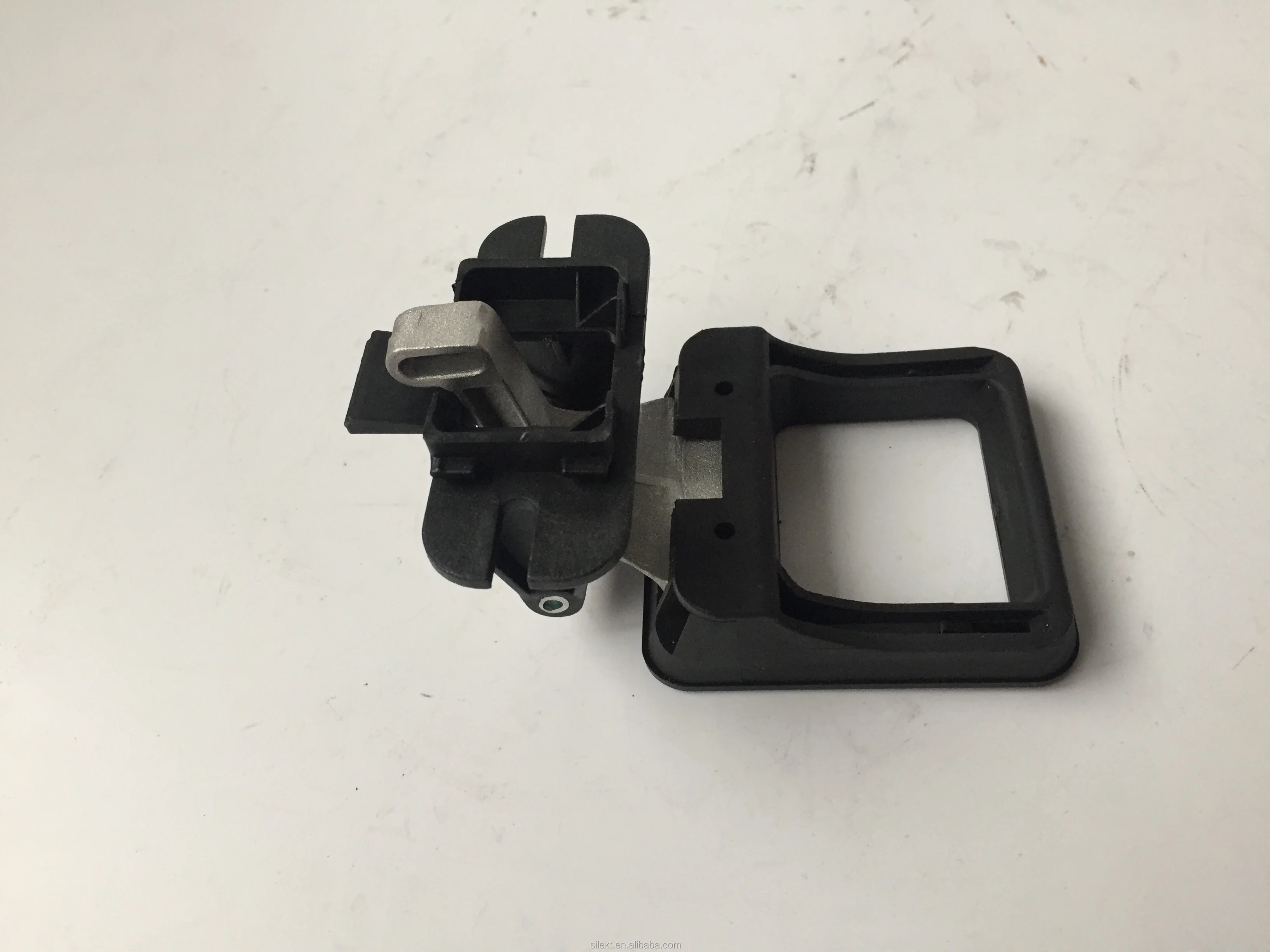 Howo 371 ЗАПЧАСТИ sinotruk howo запчасти внутренняя дверная ручка WG1642340033