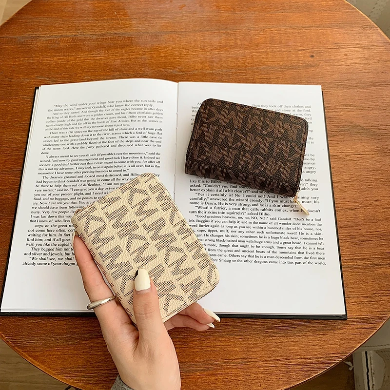Fashion new leather credit card holder for men and women shielding RFID zipper organ card holder Large capacity card bag