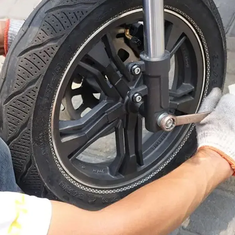 Selling high-quality China llantas de motos motorcycle tire 18 120/90-18 130/90-18