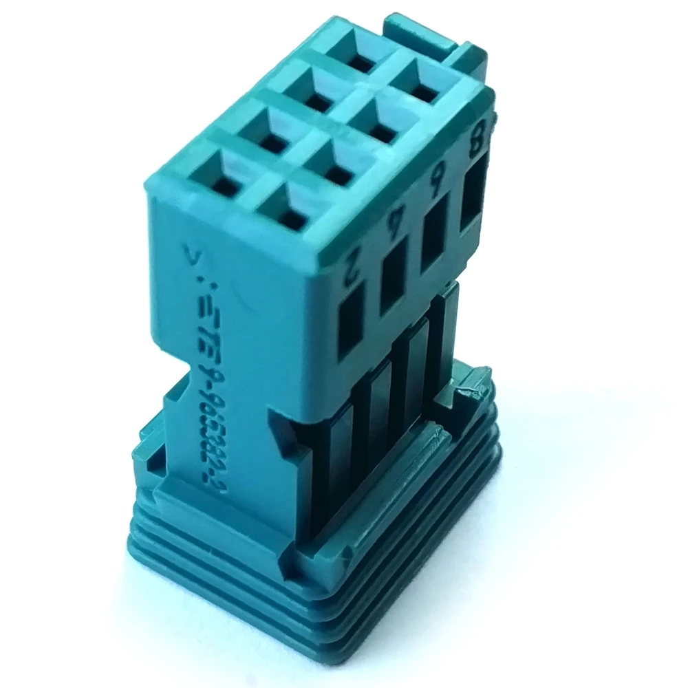 9-965382-2 Original 8P stock 8 pin Connector Fit Terminals Housing Accessories cars Connector Cable Connector
