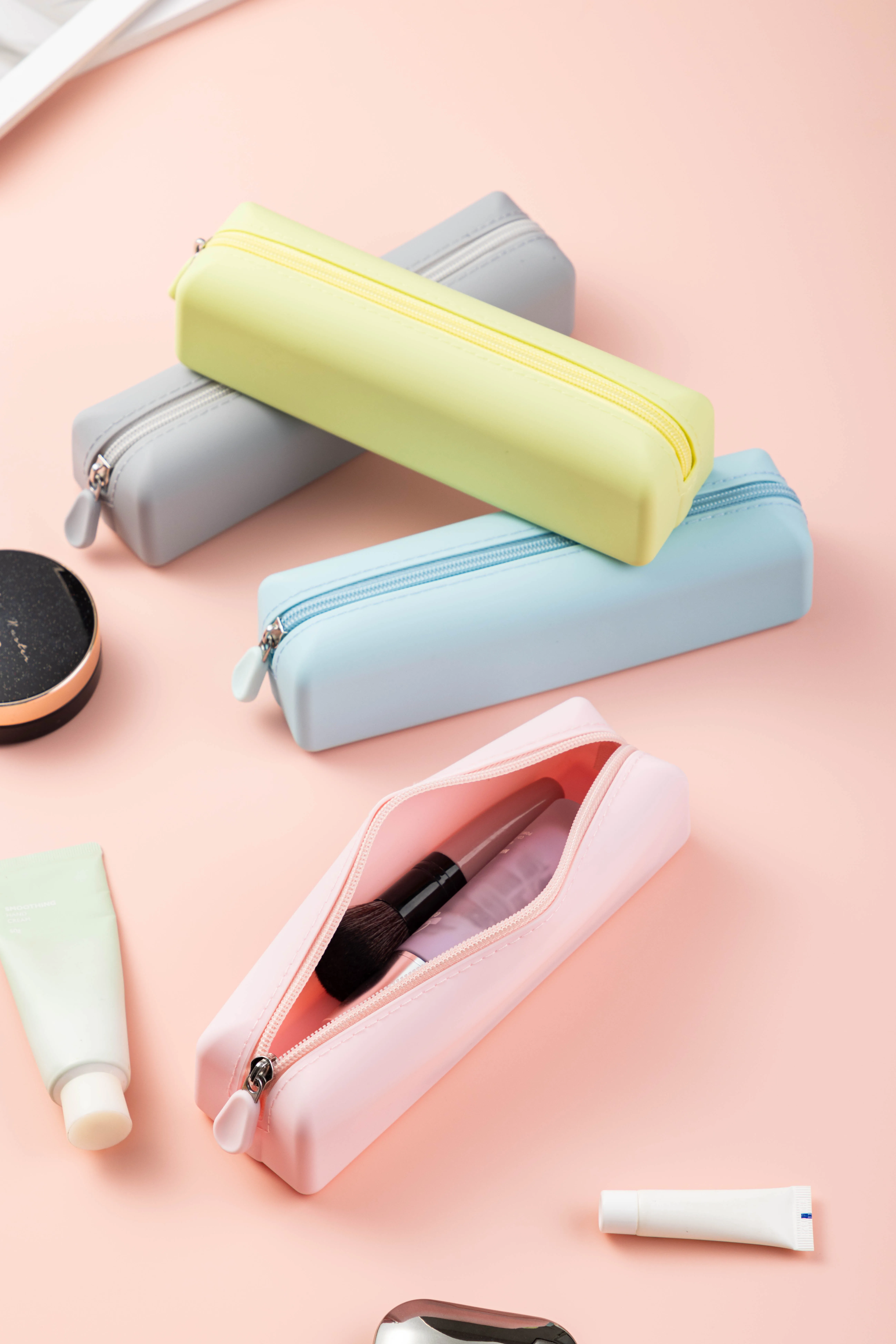 wholesale waterproof silicone pencil bag simple pencil case pouch  student large capacity  pencil case stationery storage bag