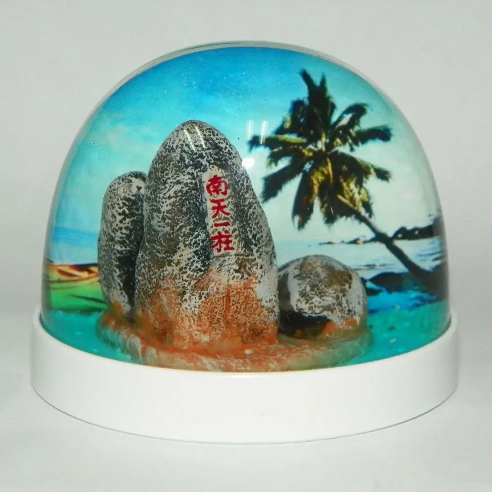 Oval Shape Custom Christmas Snowball Ornaments Animal Decoration Snowball Transparent Water Ball Snow Dome Globe