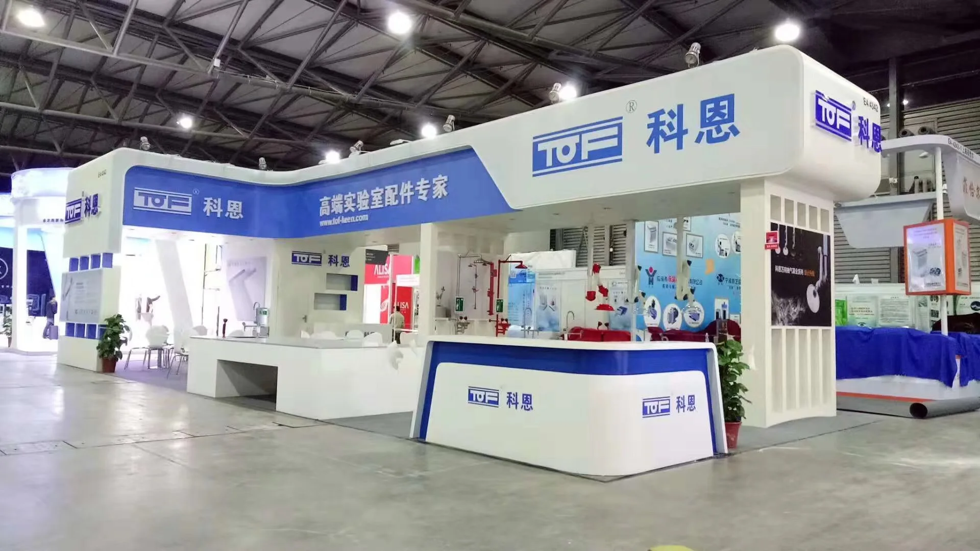 Лабораторный смеситель кран с рабочей