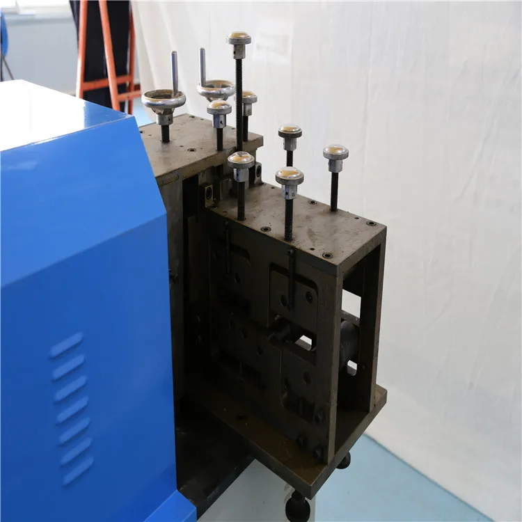 High quality cold rolled steel embossing machine, iron art production equipment, automatic embossing machine