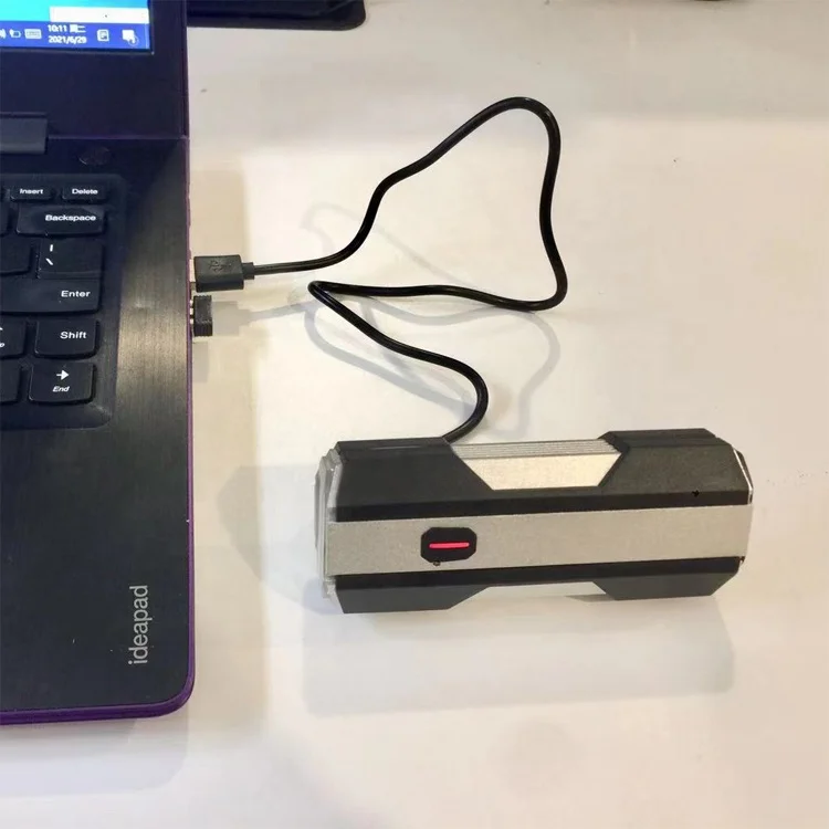 Заводской новый продукт водонепроницаемый USB Перезаряжаемый алюминиевый велосипедный аксессуар 1000 люмен COB