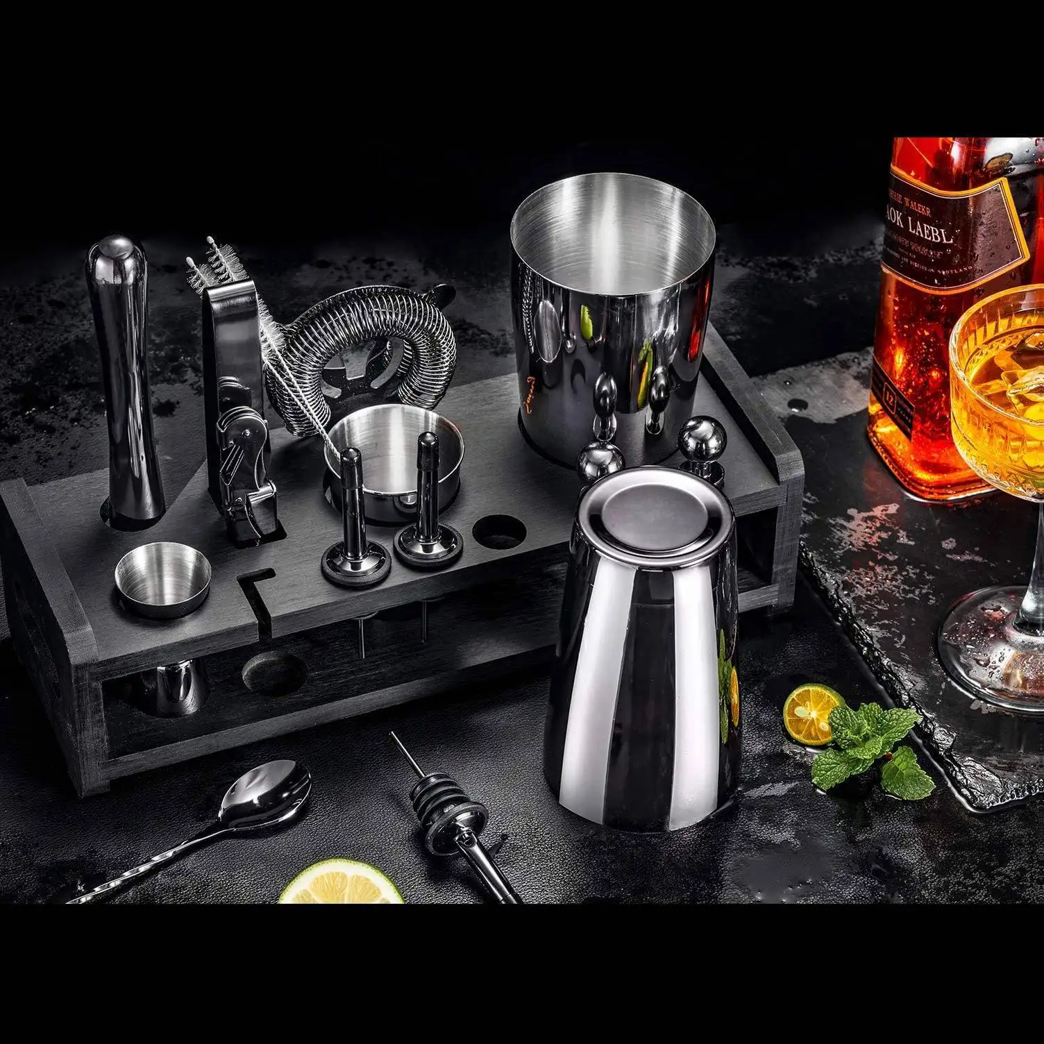 Wing Shung 18-Piece Cocktail Shaker Set Perfect Home Bartender Kit for Drink Mixing Stainless Steel Bar Tools With Stand,Velvet