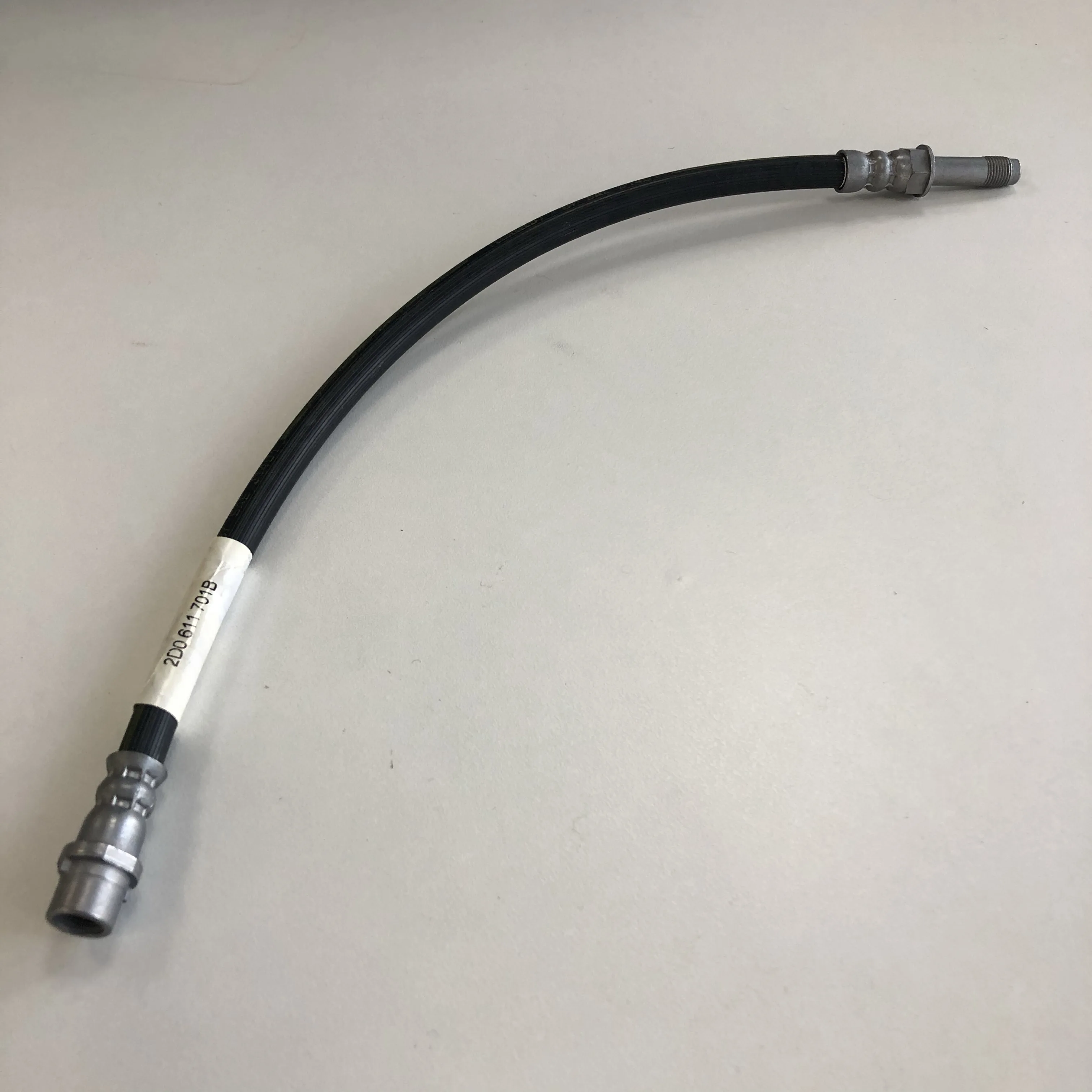 OE2D0611701B BRAKE HOSE SAE J1401 DOT 1/8 HL FRONT LEFT RIGHT