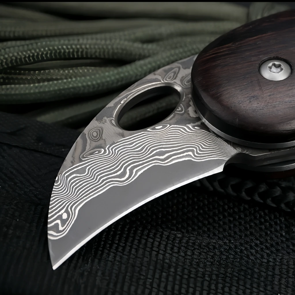 New Arrival Damascus Steel Camping Hunting Folding EDC  Pocket Folding Outdoor Survival Small Tactical Mini Knife