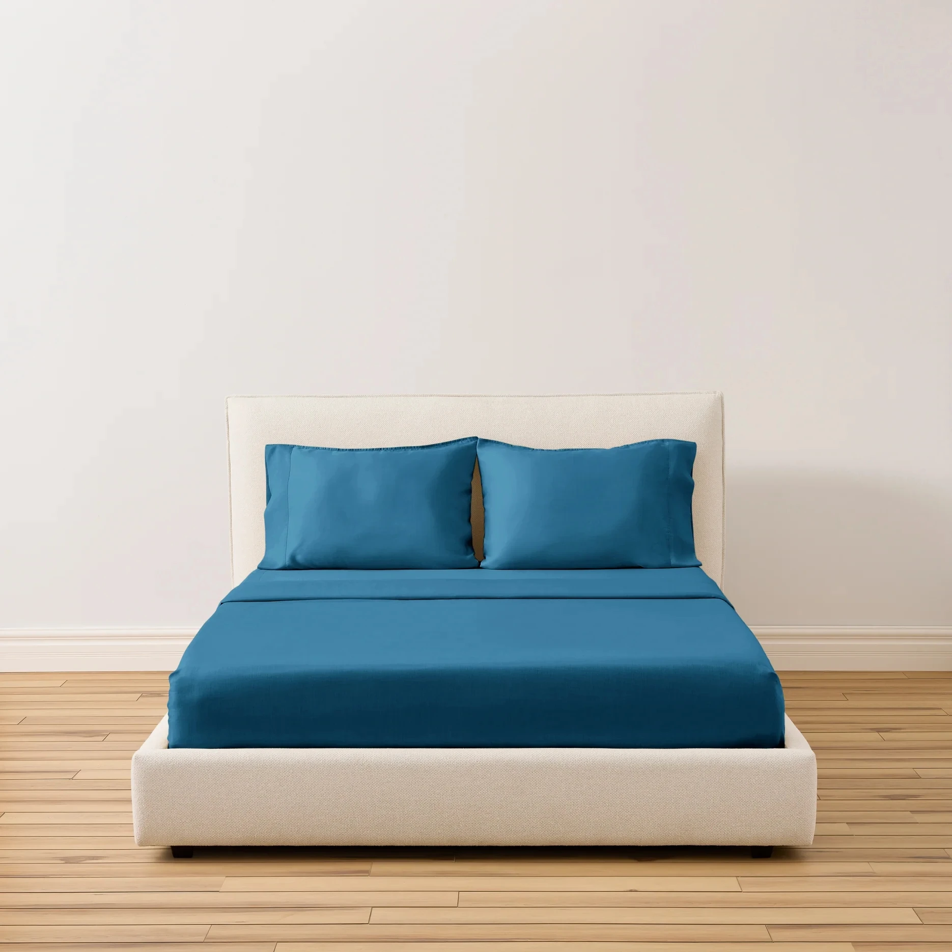 Ultra Silk Smooth Bamboo Queen Size Bed Sheets Set 1800 Thread Count Like Mulberry Silk White Bamboo Sheets Bedding Set