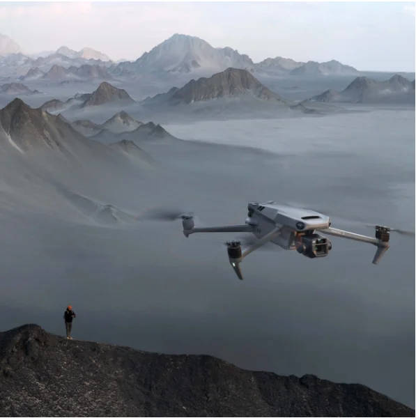 Original Mavic 3 with 3 Axis Gimbal 20MP Hasselblad Camera 15km Max Transmission Range 46 Mins Flight Time