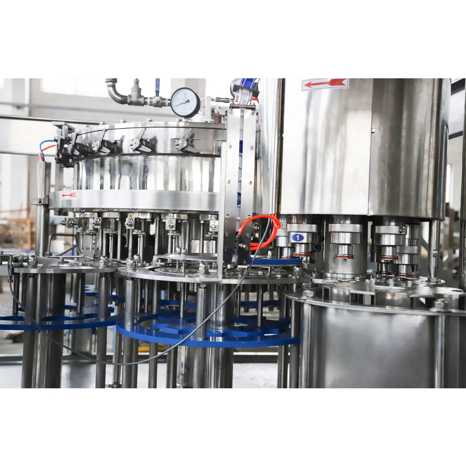 Sparkling Carbonated Soda Water Pet Bottle Filling Machine Equipment Plant