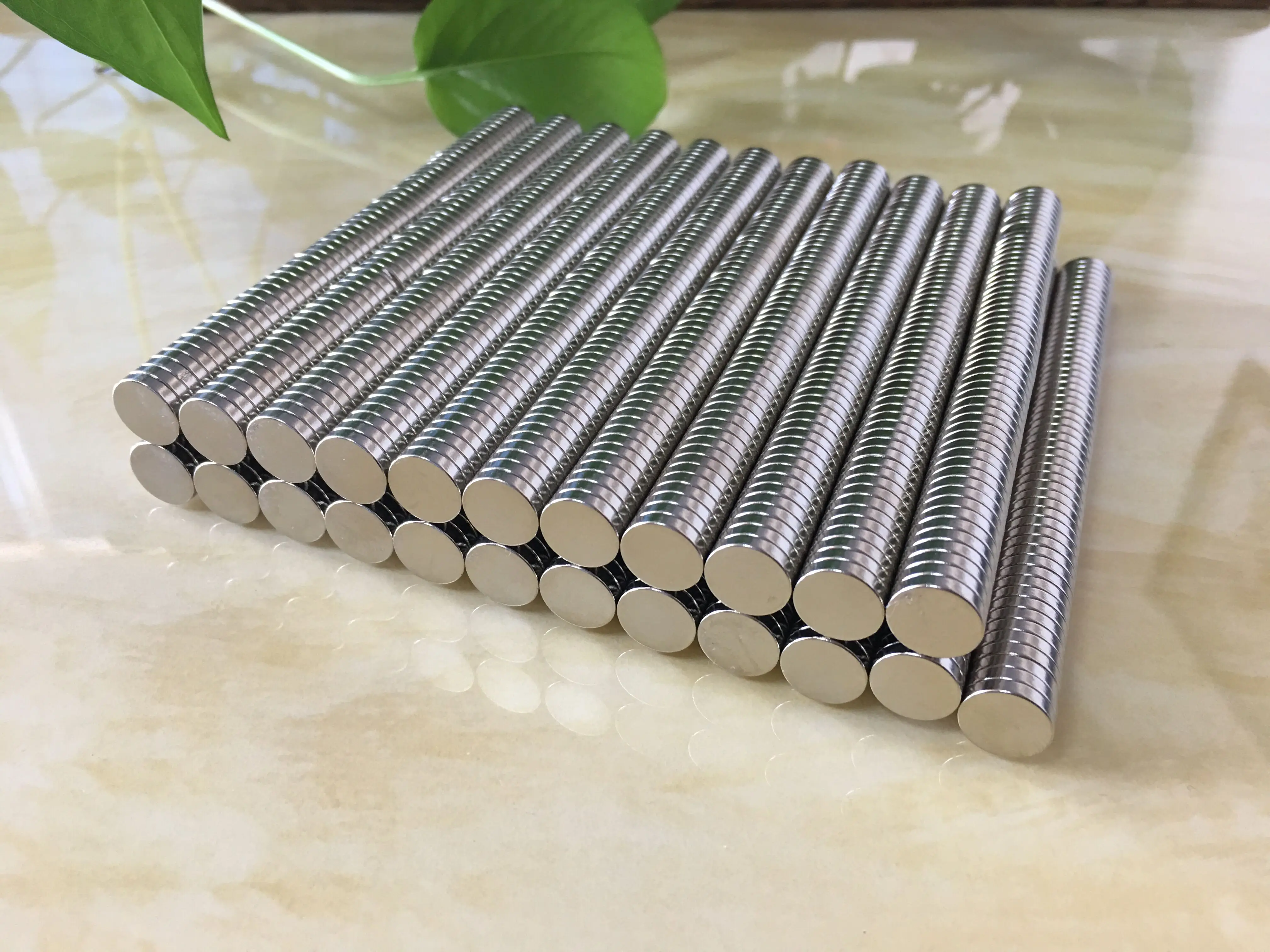 Ndfeb magnet toy gift box magnet acrylic display magnet manufacturers