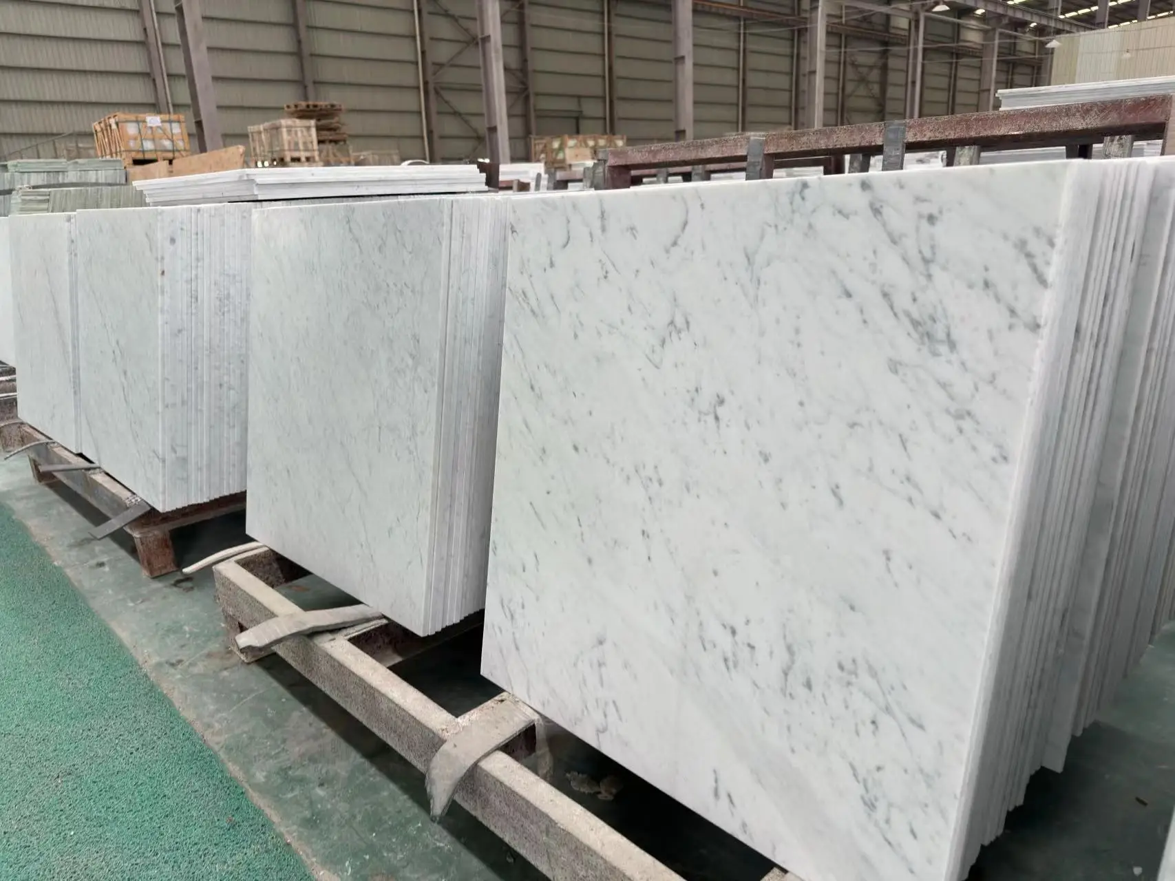 Factory Direct Wholesale Natural Stone Carrara White Marble Tiles for White Marble Flooring Wall Cladding Design
