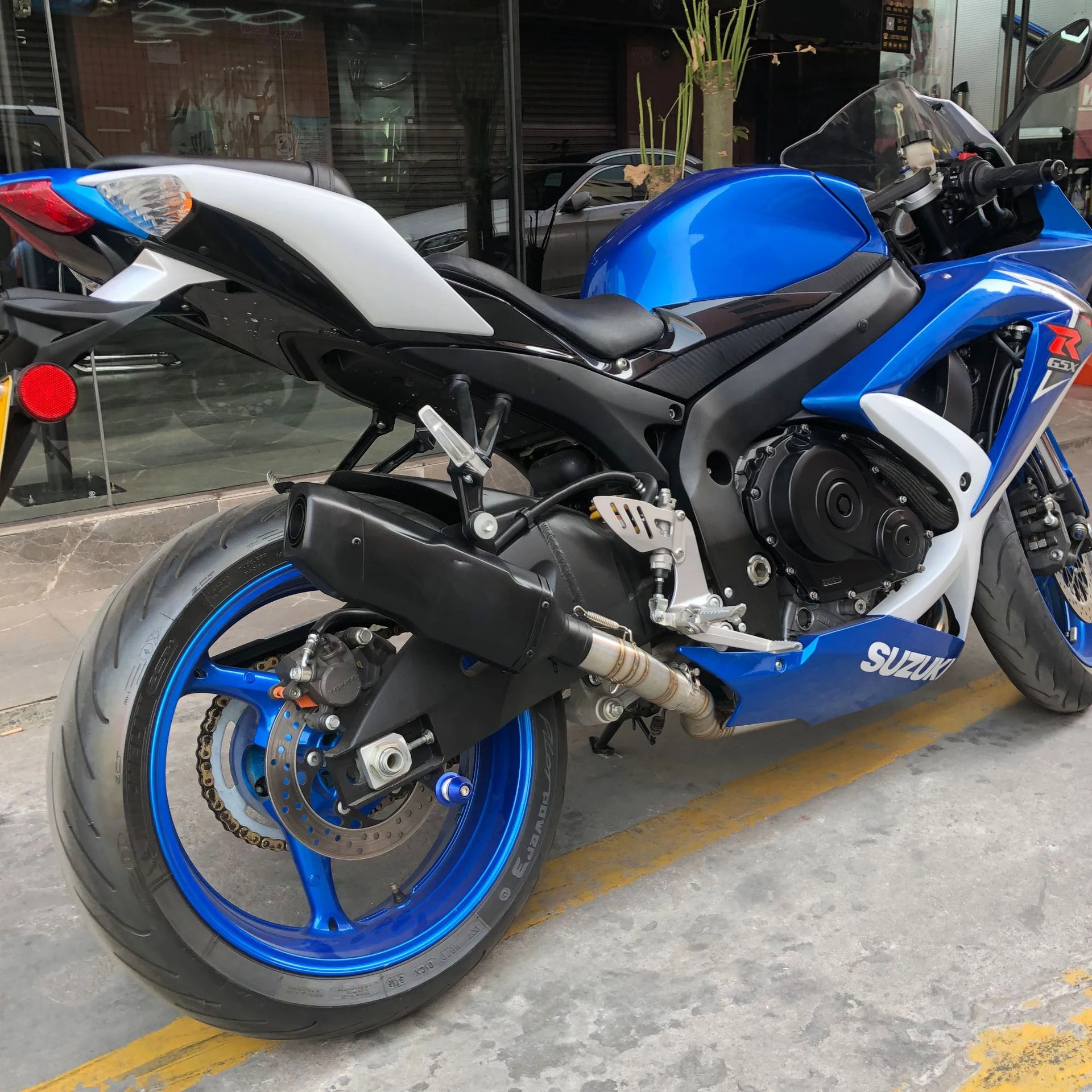 New Design Universal Motorcycle Exhaust For MT09 R1200GS Ninja 400 F750GS Modified Muffle 51mm Muffler Silencer