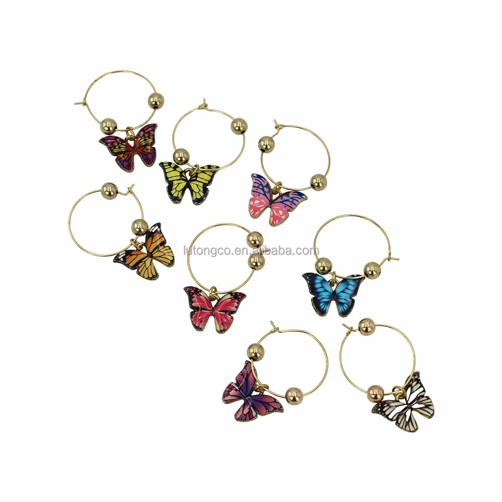 Бокал в форме бабочки