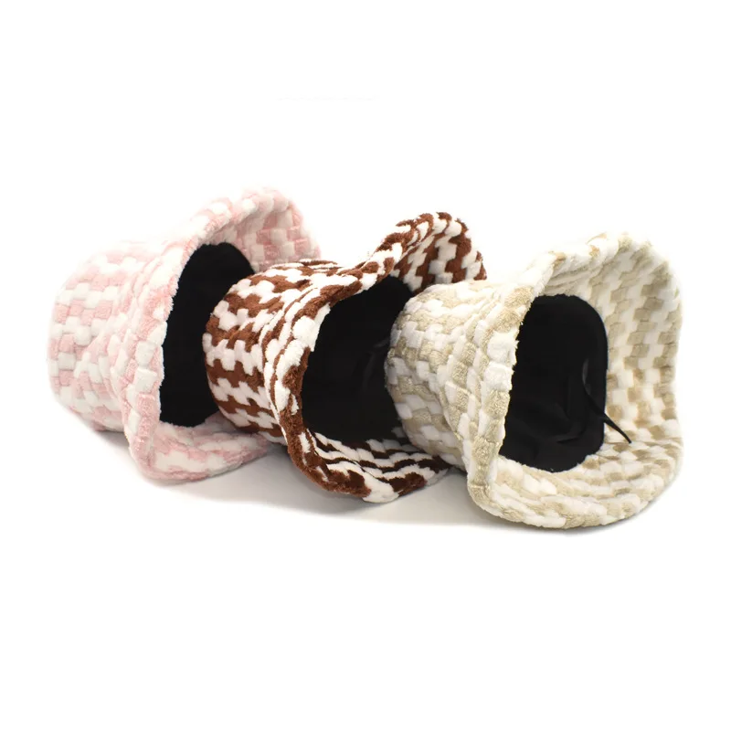 Wholesale 2021 new retro checked hat soft winter Fisherman hat plush travel fedora women bucket hat