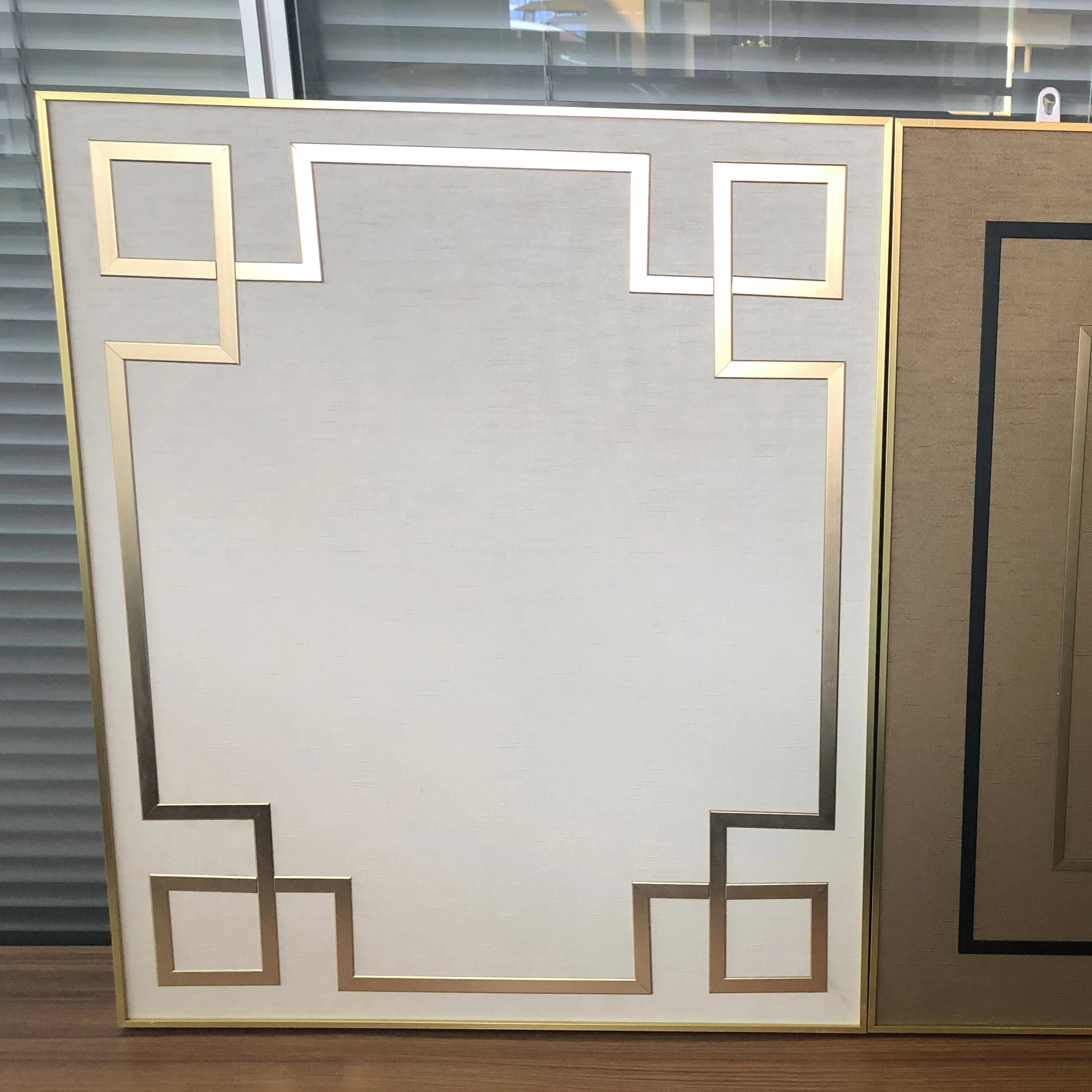 LENWA Factory in Stock Wholesale New Design Metal Aluminum Transition Trim Door