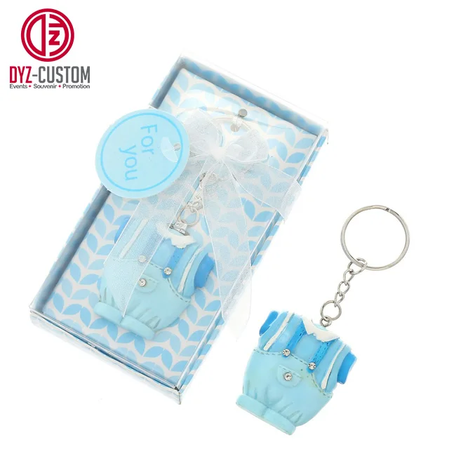 Girl Pink Dress and Boy Blue Clothes Keyrings Metal Resin Iron Baptism Souvenirs Baby Shower Favors Return Gifts in Gift Box