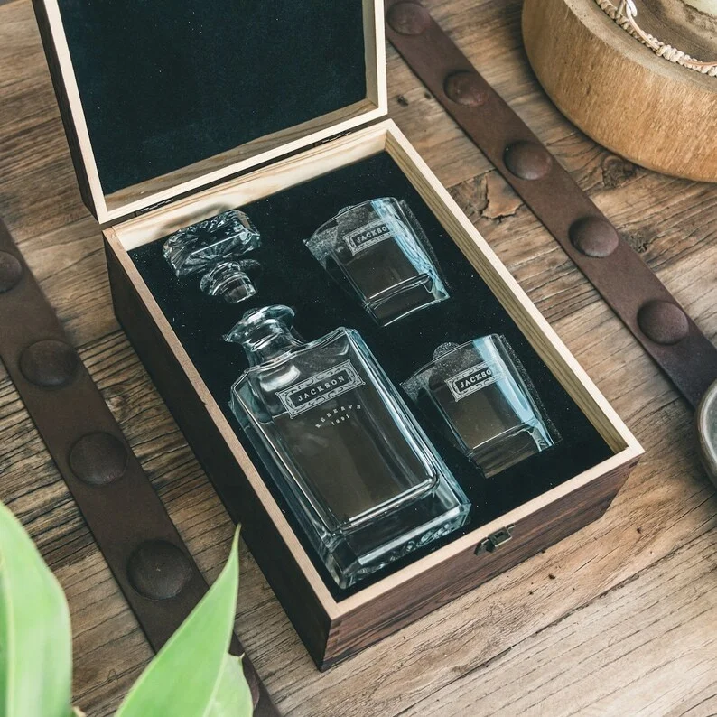Personalized Square Whiskey Glass Set Whiskey Decanter Bottle Wood Box for Him Men Groomsman Gift