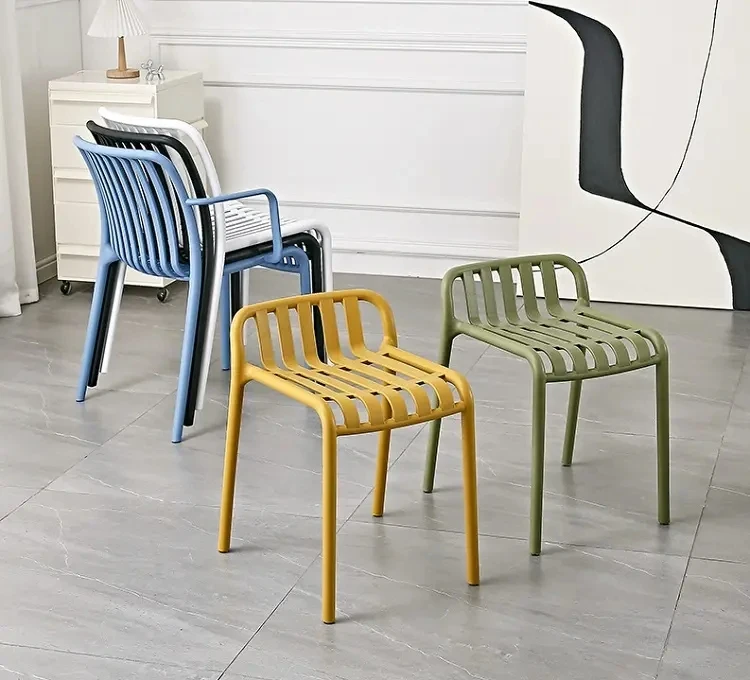 New Arrival Durable Quality Outdoor Indoor Dining Dinning Furniture Armchair Stackable PP Plastic Chairs for sale