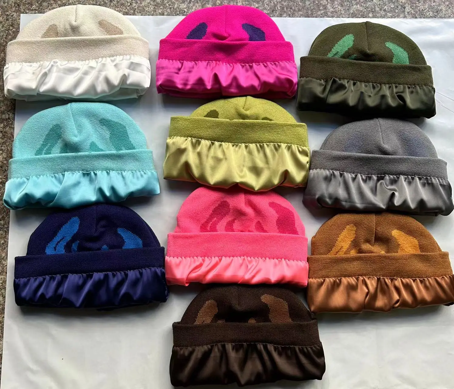 Wholesale Hight Quality Beanies With Custom Jacquard Logo And Satin Lined Inside