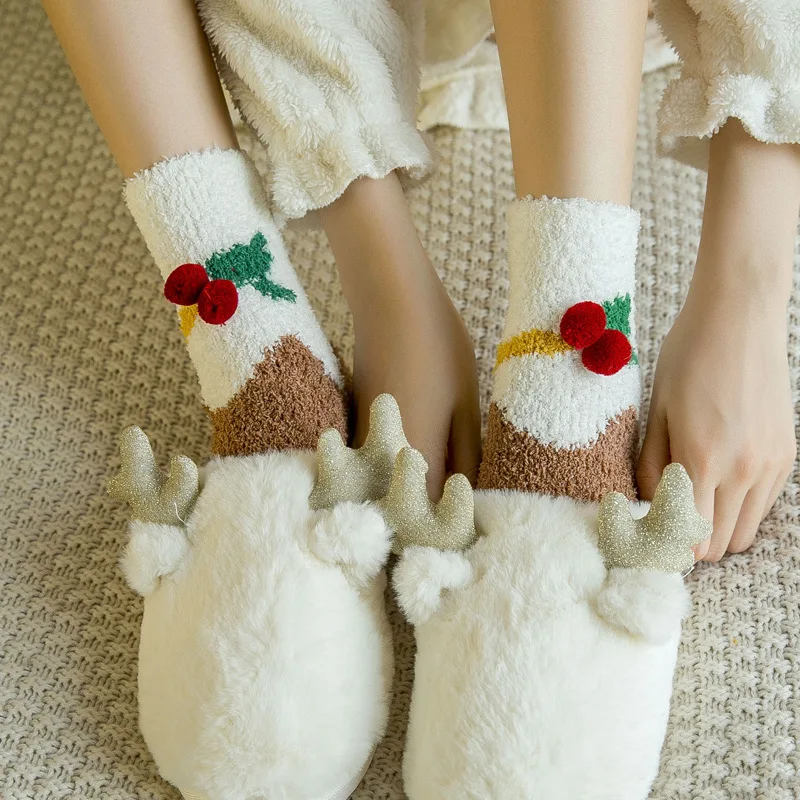Christmas socks female autumn and winter tube socks pure cotton plus velvet thick sleep socks coral velvet warm cute velvet soc