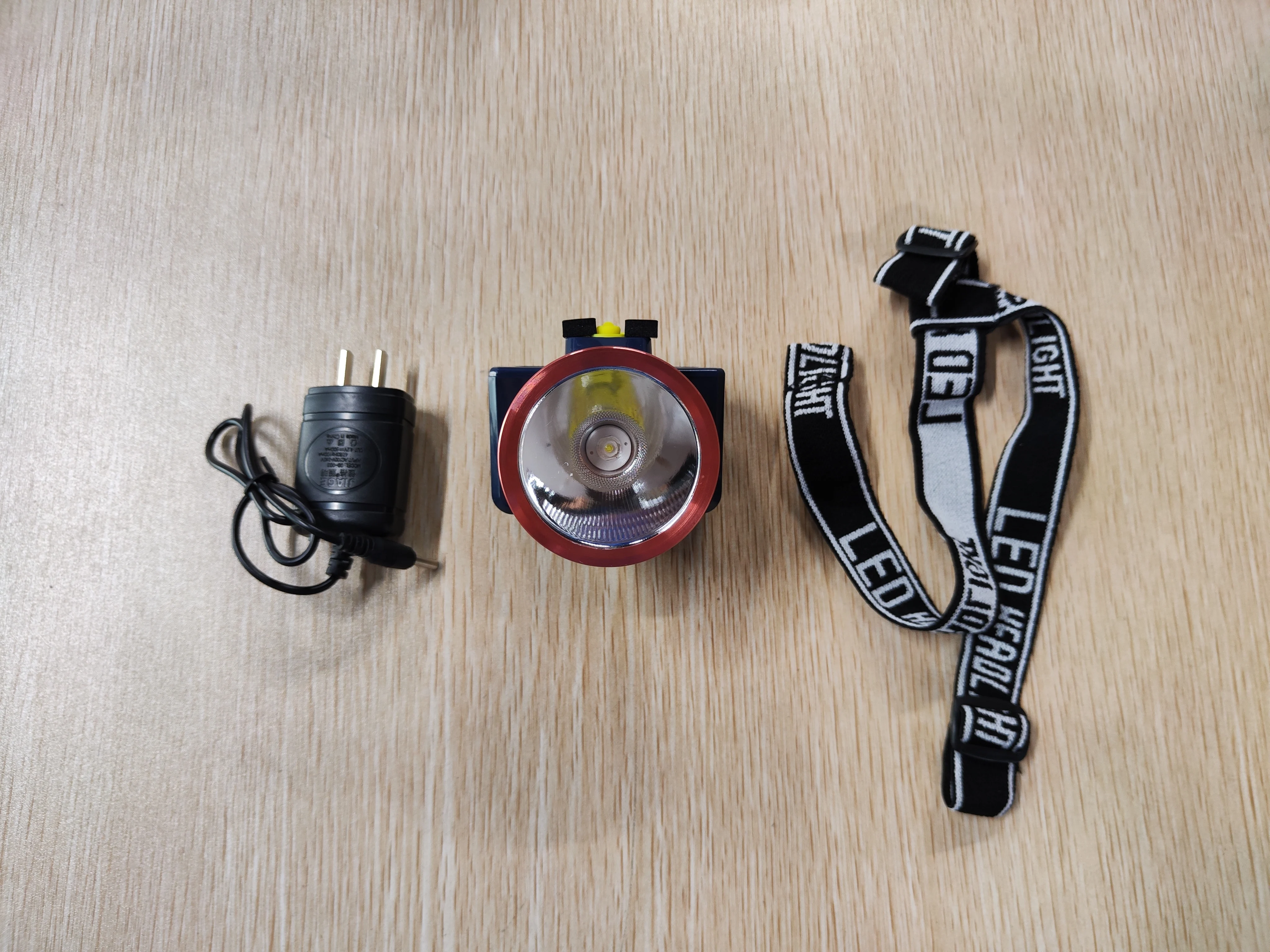 JIAGE best price NEW head torch rechargeable recycle li-ion battery portable with long working hours