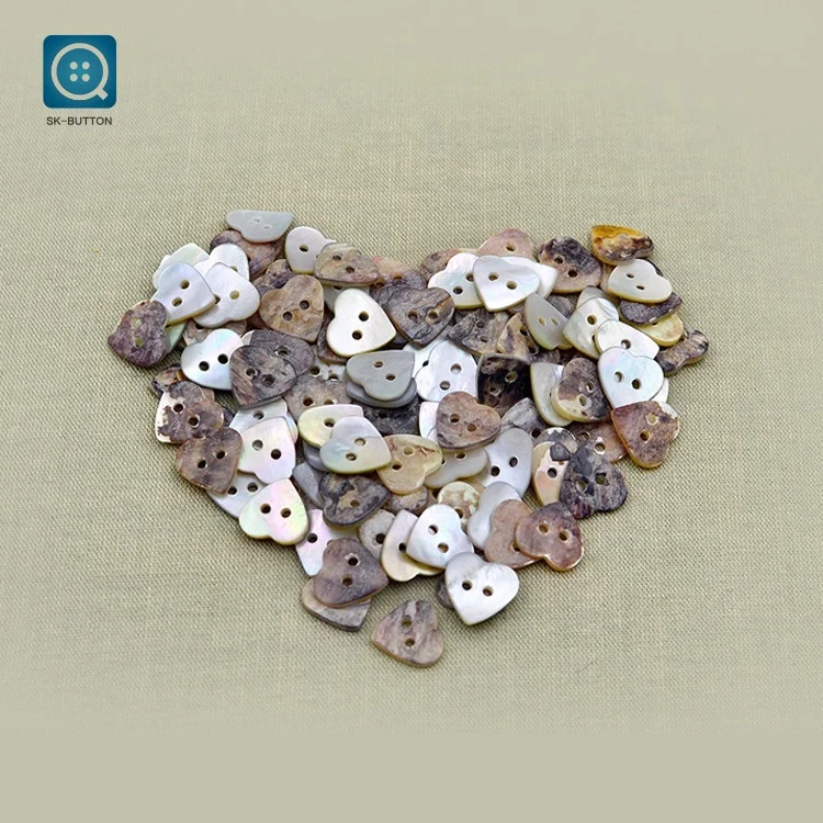 High Quality 2 Holes Japanese Heart-shape Mars Shell Button