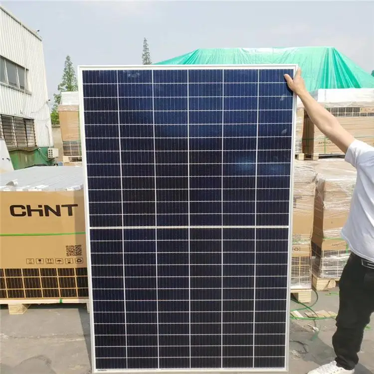 CHNT 560 Watt Monofacial Solar Panels Solar Cell Plate 21.7% High-Efficiency Monocrystalline PV Pow TUV  Certified (560W*33Pcs)
