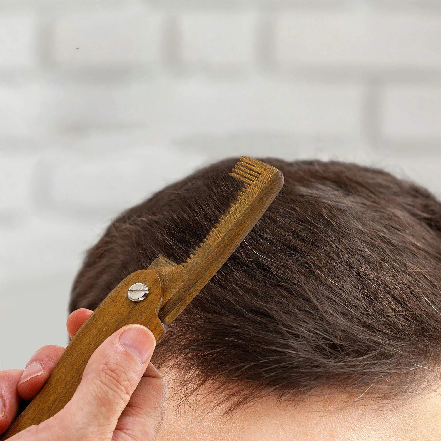 
Travel Customized logo Green sandalwood folding wooden beard comb 