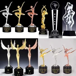 Factory Wholesale Soccer Sport Metal Customized  Award Football Trophy/trophy Cup