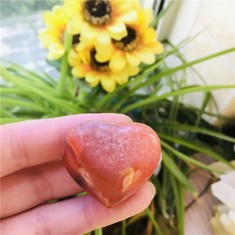 Wholesale Natural High Quality Carnelian Red Heart Shape Quartz Crystal Stone